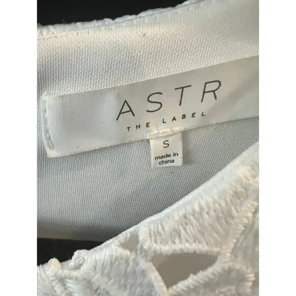 ASTR The Label Dress / White Lace / S - Picture 5 of 8